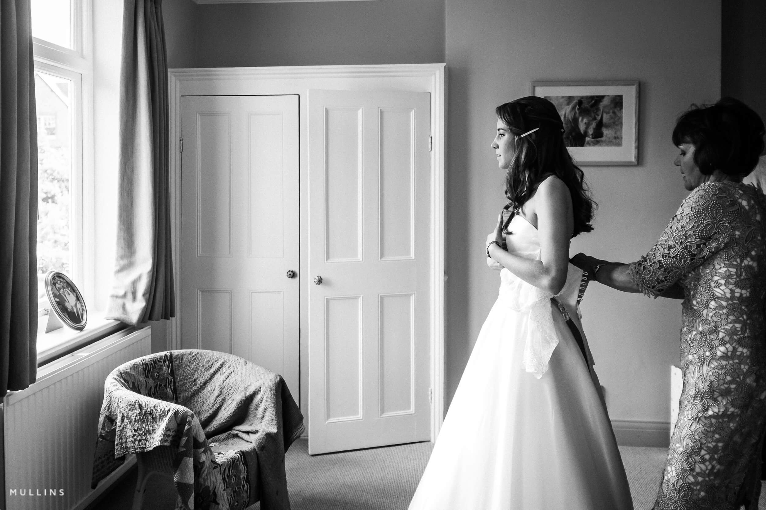 hampton-court-house-wedding-photographer-2.jpg