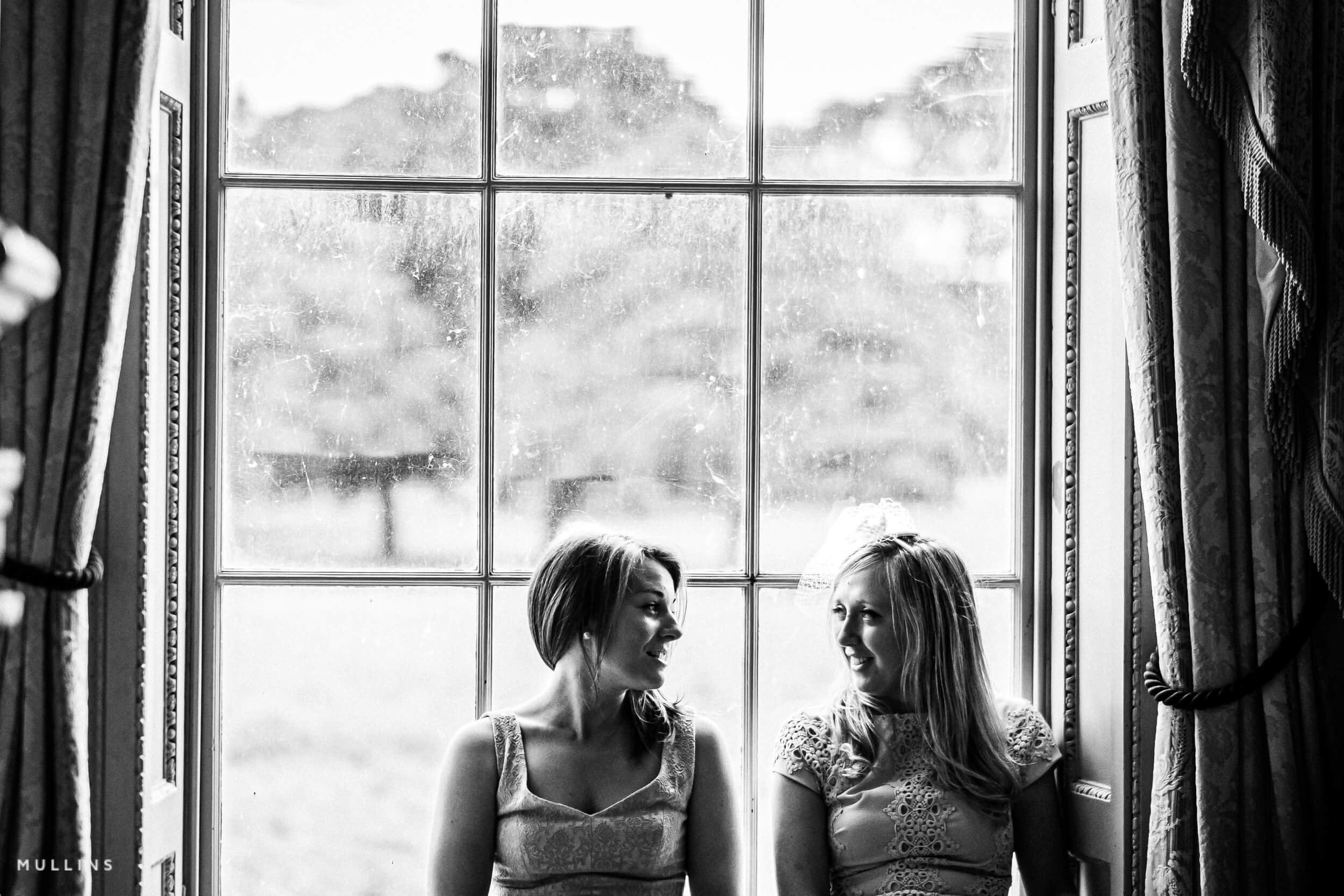 hampton-court-house-wedding-photographer-35.jpg